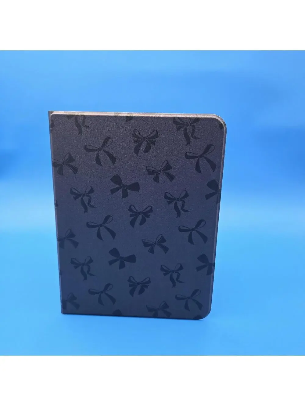 Ipad 11th a 16 11 inch 2025 ipad 10th generation Black Bow Pattern tablet case